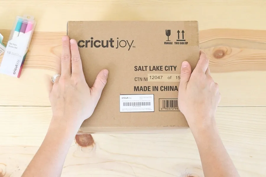 Cricut Joy original packaging.