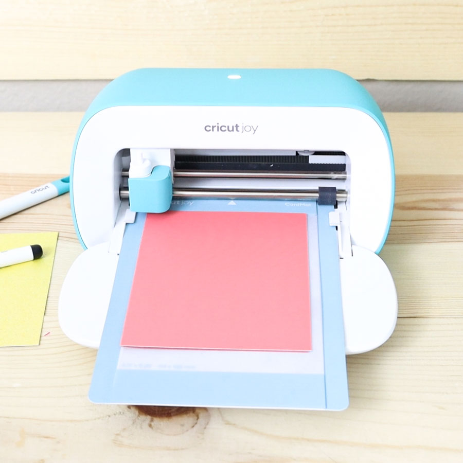 cricut joy mat cutting a card