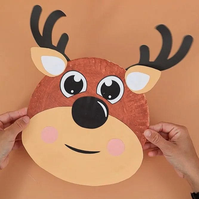 Paper Plate Reindeer Craft for Kids - Black nose